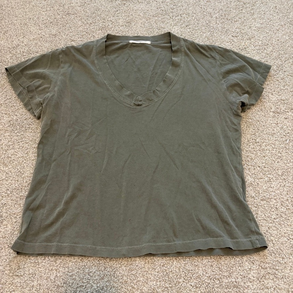 Perfectwhitetee V Neck Tshirt Womens S Green Relaxed Lightweight Casual Tee